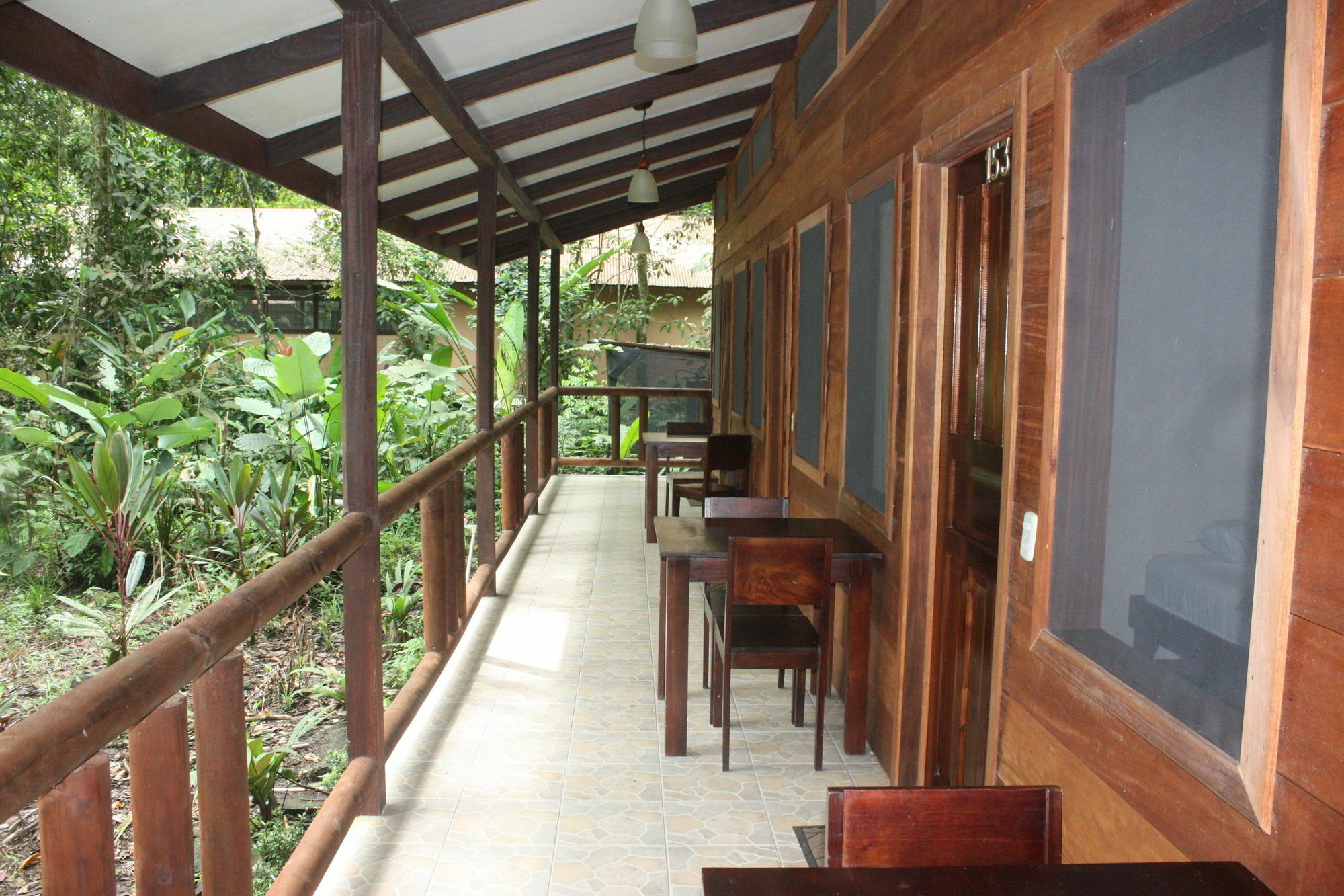 Rana Roja Lodge Tortuguero Eksteriør bilde